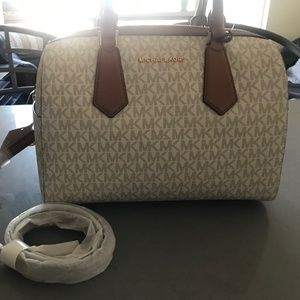 Michael Kors Hayes Large Duffel